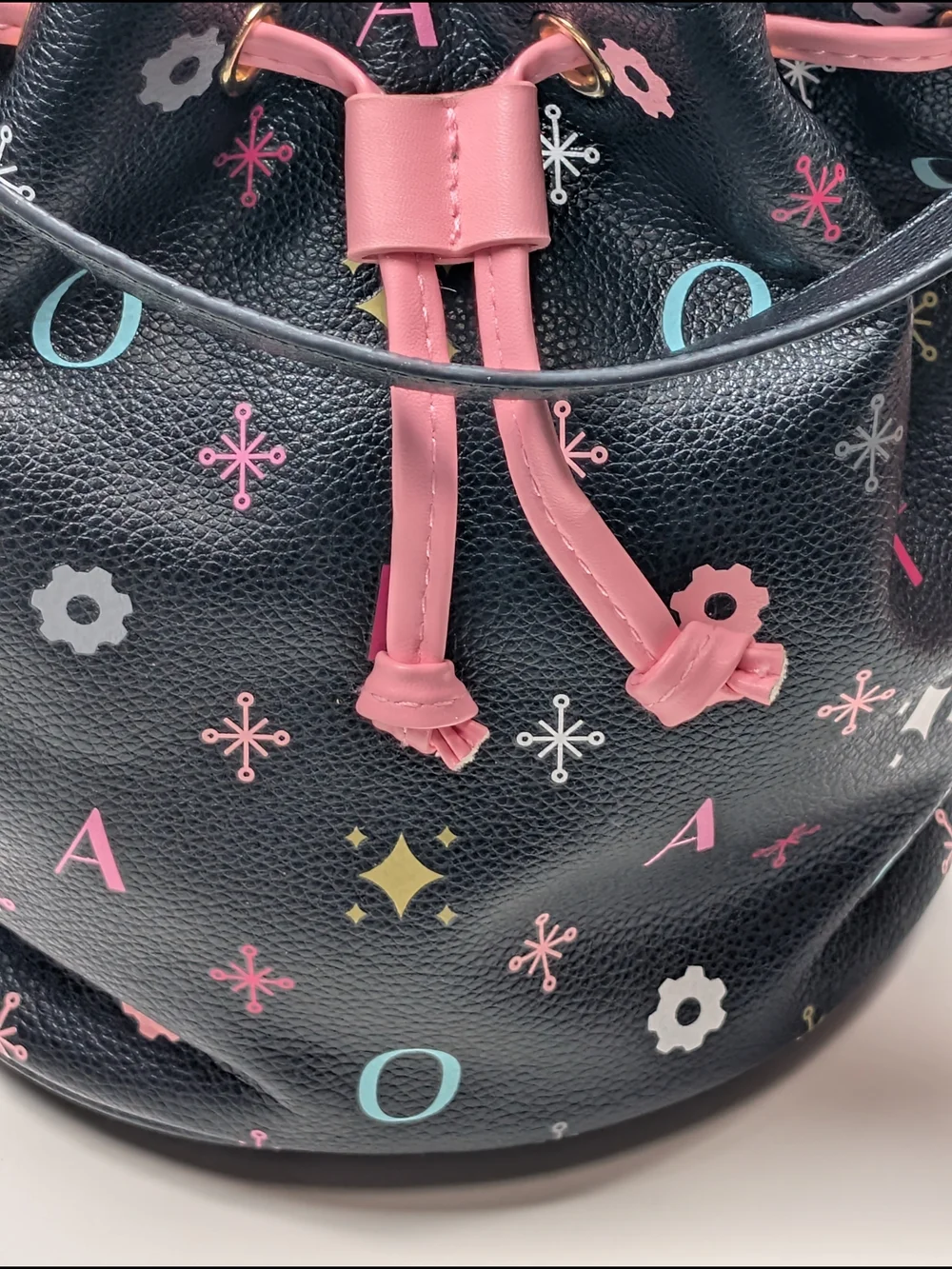 FAO Schwarz Drawstring Bucket Bag Black Pink Pom Pom Charms Retro Y2K Style